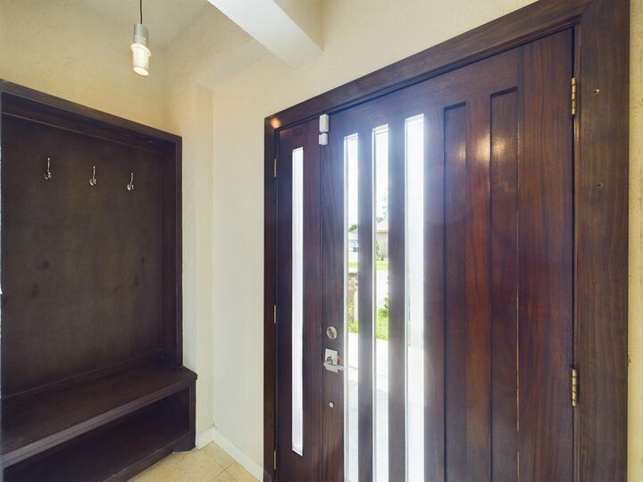 Property Photo:  2611 Lawrence Street  TX 77008 