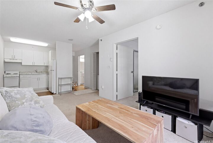 Property Photo:  1448 Young Street 304  HI 96814 
