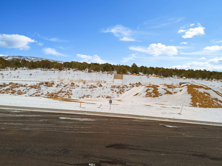 Property Photo:  3185 W Moon Crest Dr Lot 5  UT 84720 