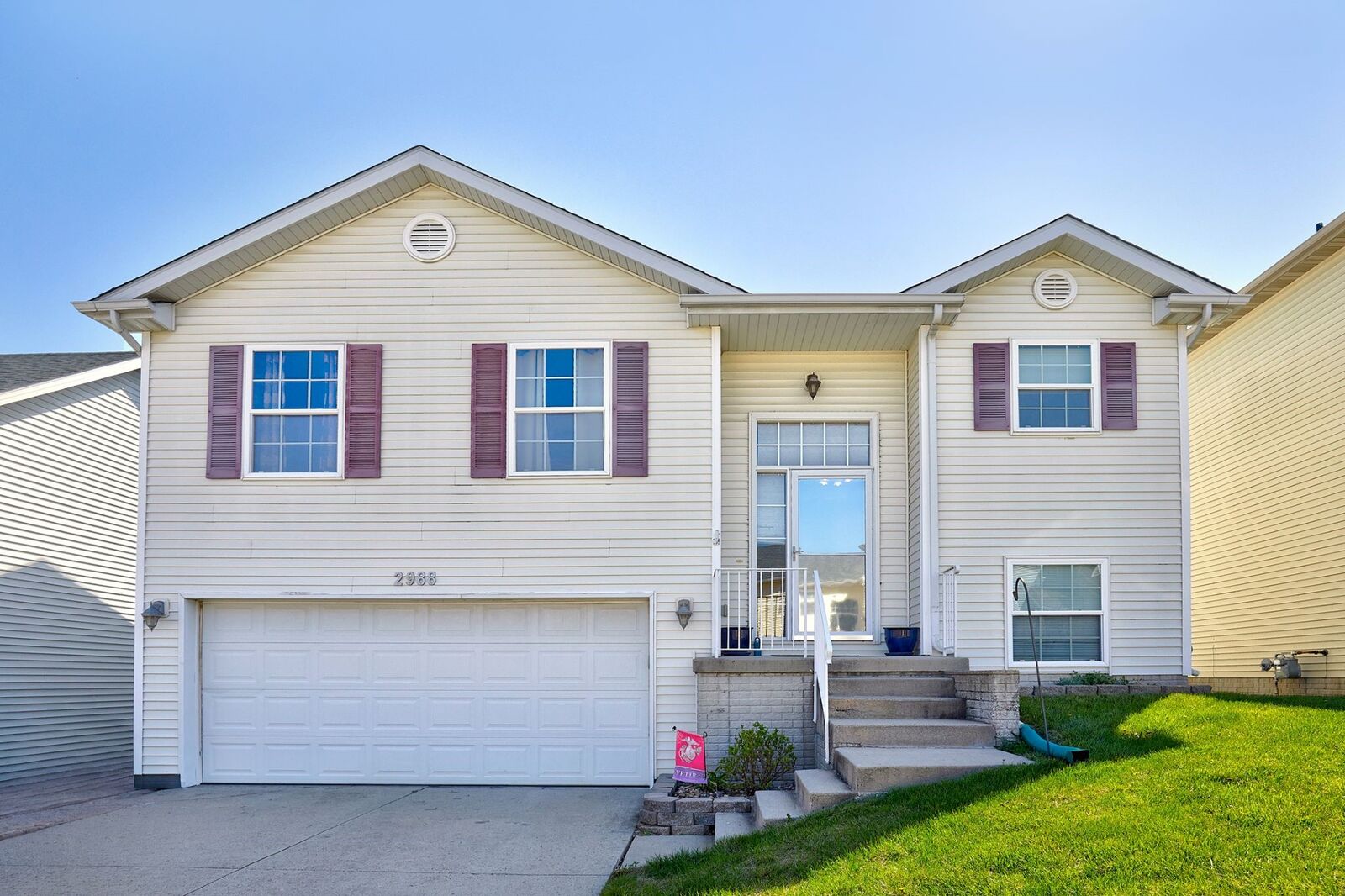 Property Photo:  2988 Park Place  IA 50211 