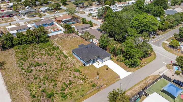Property Photo:  1754 Maryland Avenue  FL 32174 