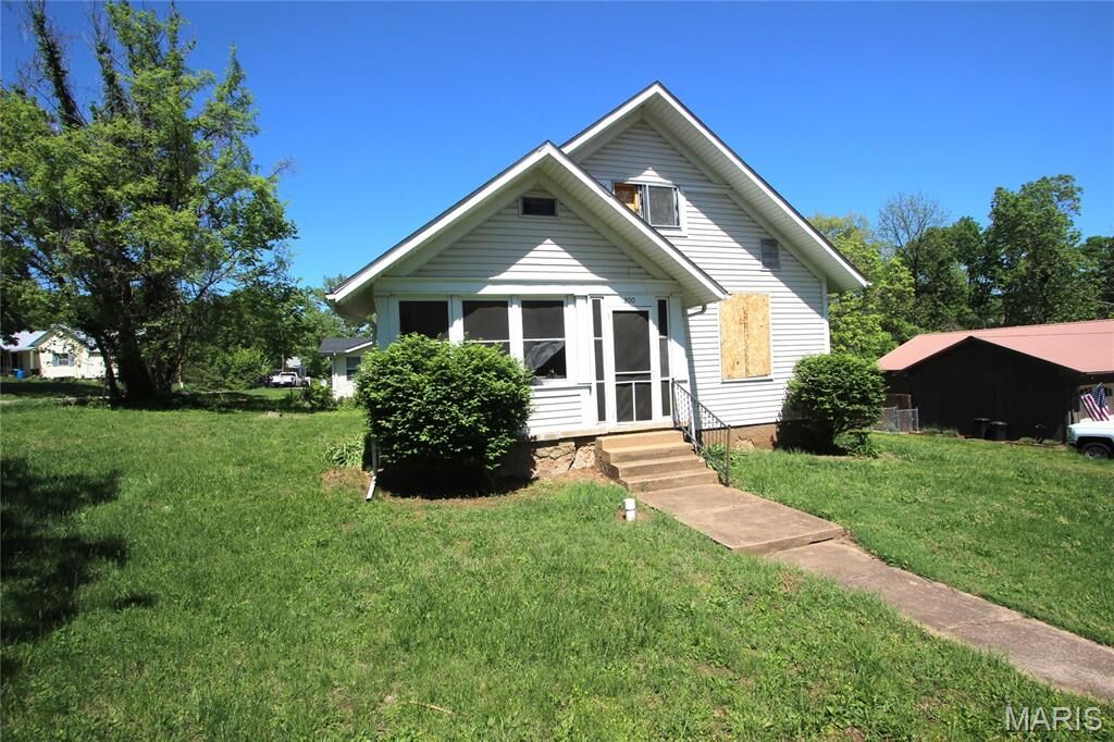 Property Photo:  200 N Coffman Street  MO 63601 