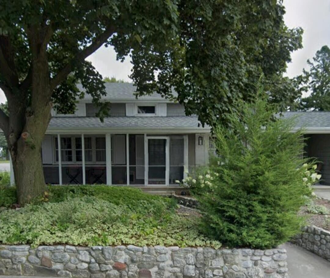 Property Photo: 930 2nd St WI 53042