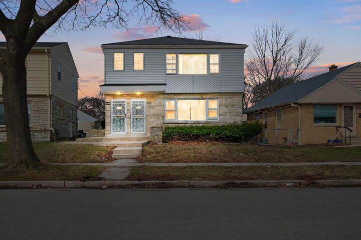 Property Photo:  4047 N 85th St 4049  WI 53222 