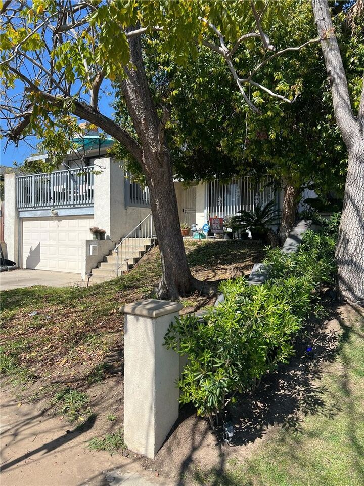 Property Photo:  3641 E Esther  CA 90804 