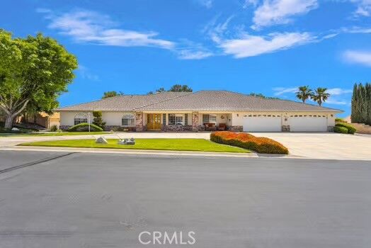Property Photo:  19875 Eyota Road  CA 92308 