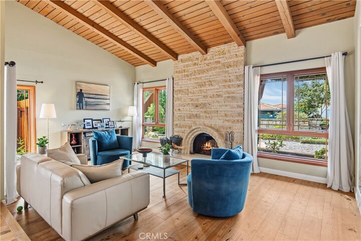 Property Photo:  30146 Via Rivera  CA 90275 