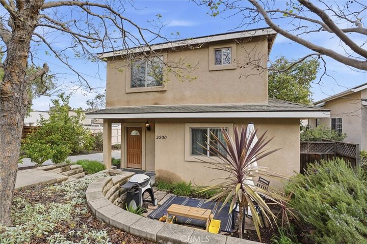 Property Photo:  3202 Rockview Place  CA 93401 
