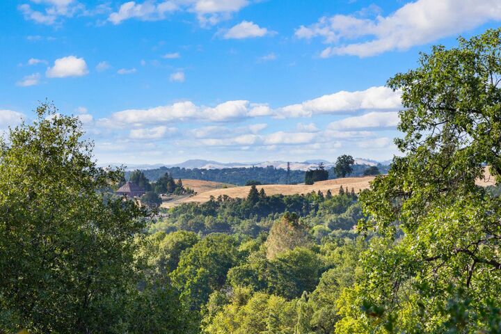 Property Photo:  3335 Morel Way  CA 95667 