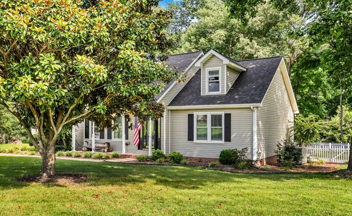 Property Photo: 3424 Clearwater Dr TN 37042