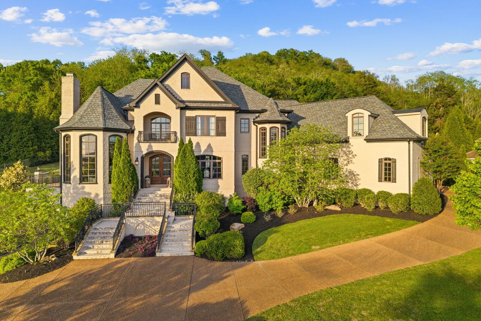 Property Photo:  672 Legends Crest Dr  TN 37069 
