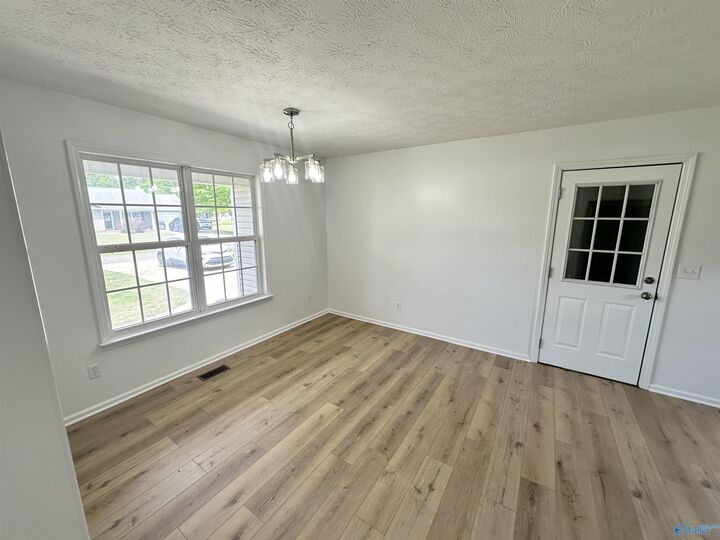 Property Photo:  905 Vine Street  AL 35905 