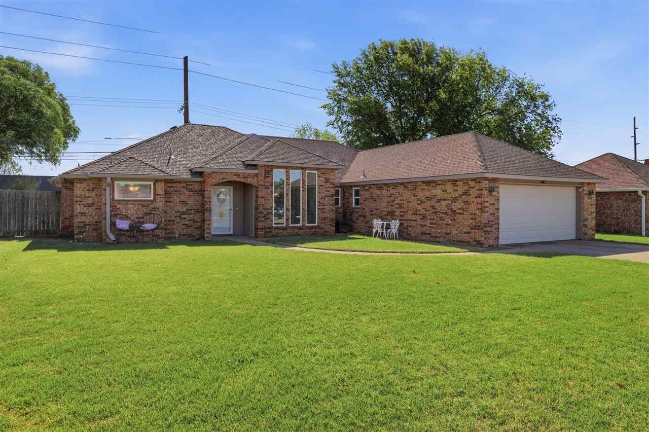 Property Photo:  2409 Eagle Rd  OK 74601 