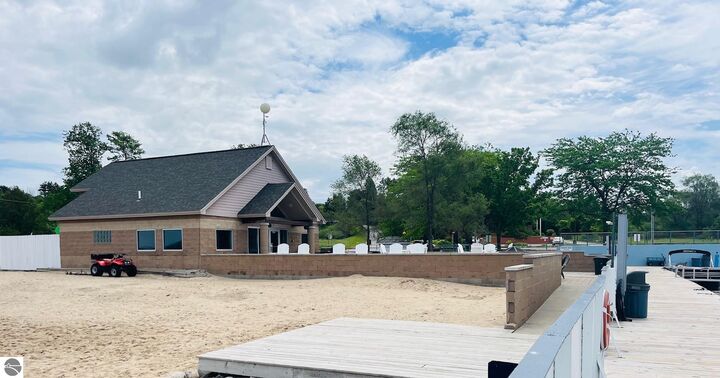 Property Photo:  5517 US-131 N  MI 49690 