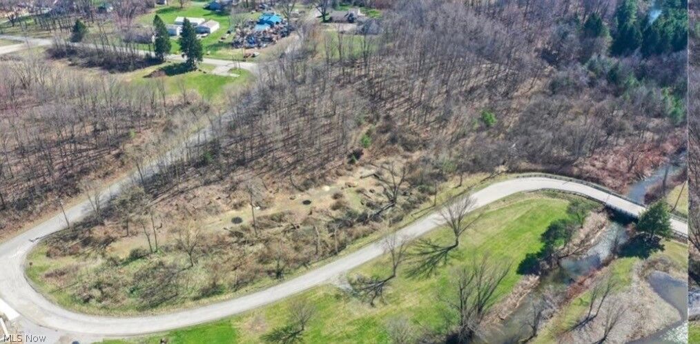 Property Photo:  909 Lisbon Road  OH 44460 