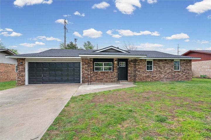 Property Photo:  903 White Road  AR 72762 