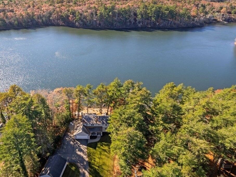 Property Photo:  31 Larkspur Ln (Pond Front)  MA 02360 