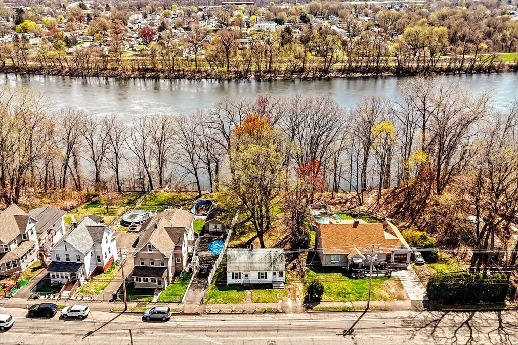 Property Photo:  964 Main St  MA 01040 