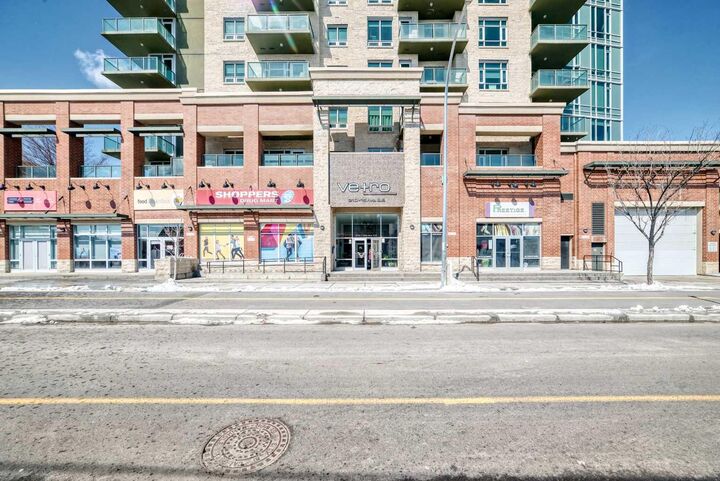 Property Photo: 210 15 Avenue SE 502 AB T2G 0B5