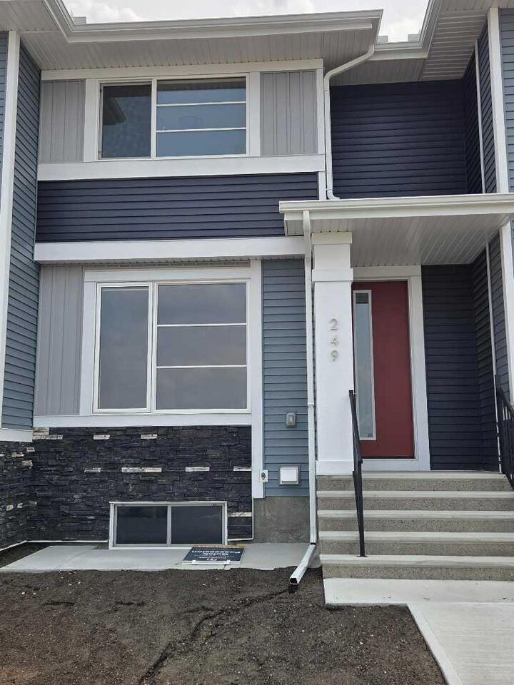 241 Cobblestone Gate SW — photo 1
