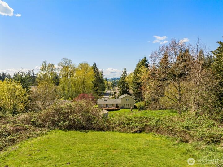 Property Photo:  8057  118th Avenue SE  WA 98056 