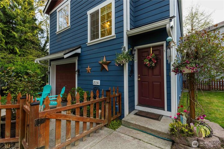 Property Photo:  2058 NE Green Glen Lane  WA 98311 