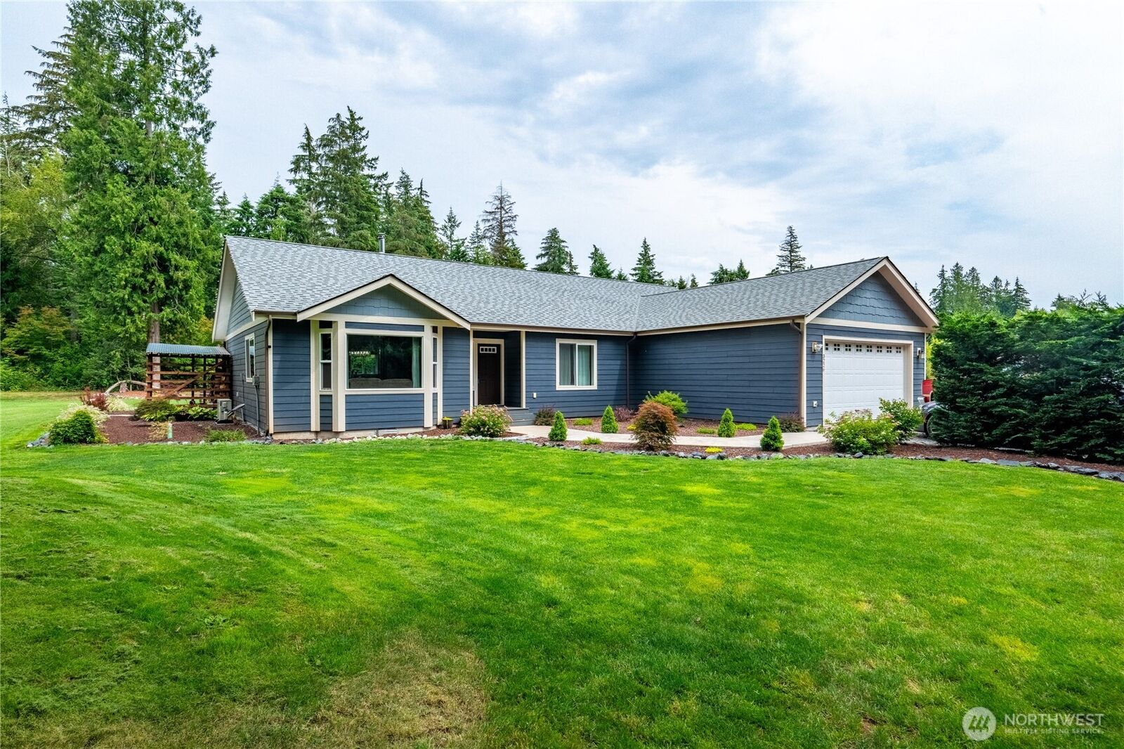 Property Photo:  3226  Velvet Lane  WA 98240 