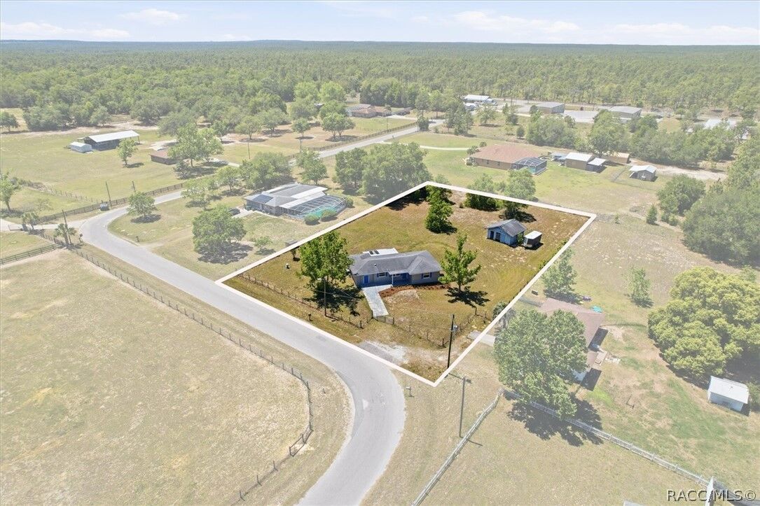 Property Photo: 5145 E Triss Street FL 34452
