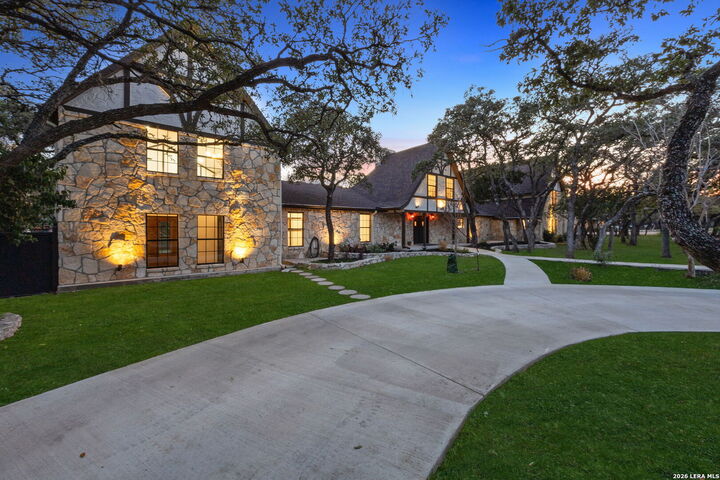 Property Photo:  232 Meadowbrook Dr  TX 78232 