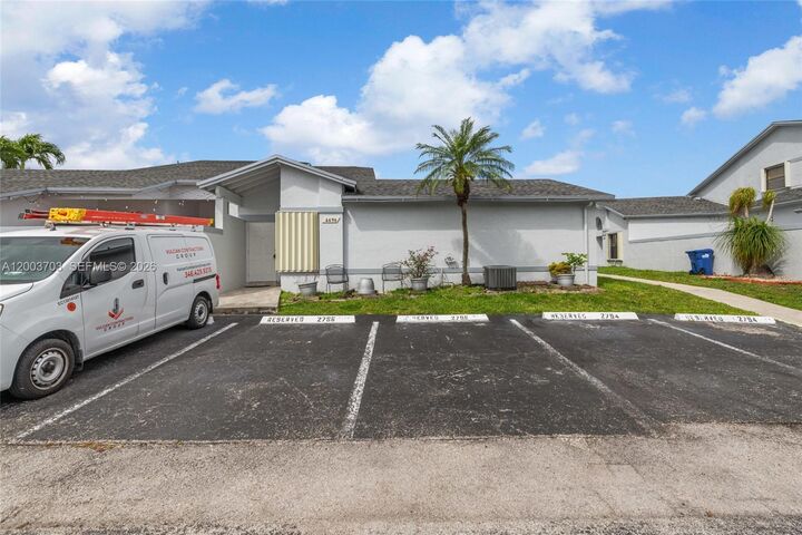 Property Photo: 6696 SW 152nd Pl 27-96 FL 33193