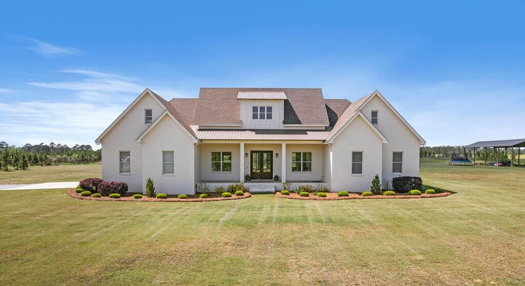 Property Photo:  3546 County Road 13  AL 36345 