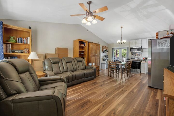 Property Photo:  5811 Bombadil Court  FL 32303 