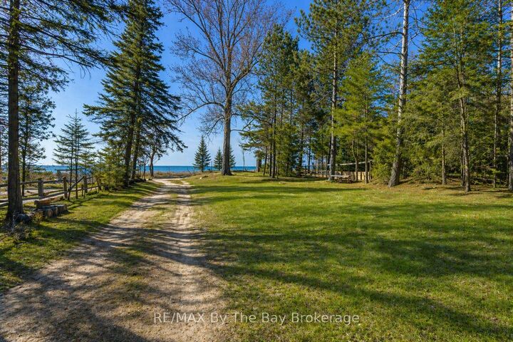 Property Photo: 278 Coastline Drive ON L9Z 2M4