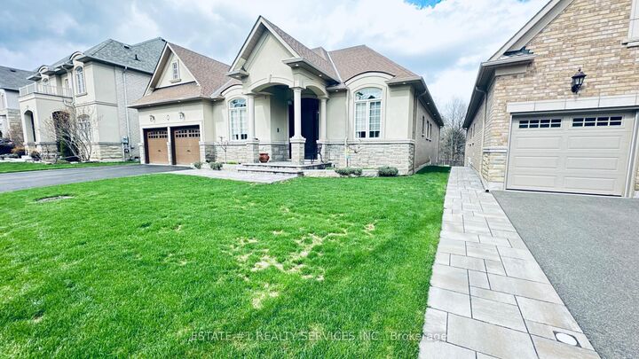 Property Photo: 48 Beacon Hill Drive ON L6X 0V7