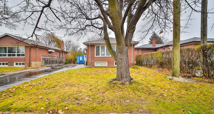 Property Photo: 47 Brisco Street ON L6V 1X1