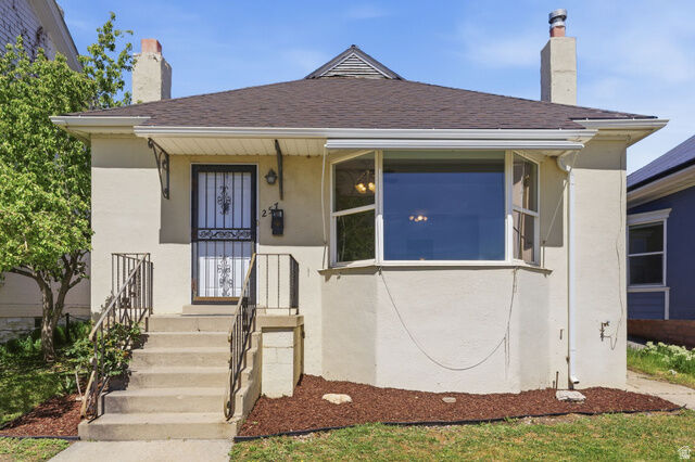 Property Photo:  257 E Tenth Ave N  UT 84103 