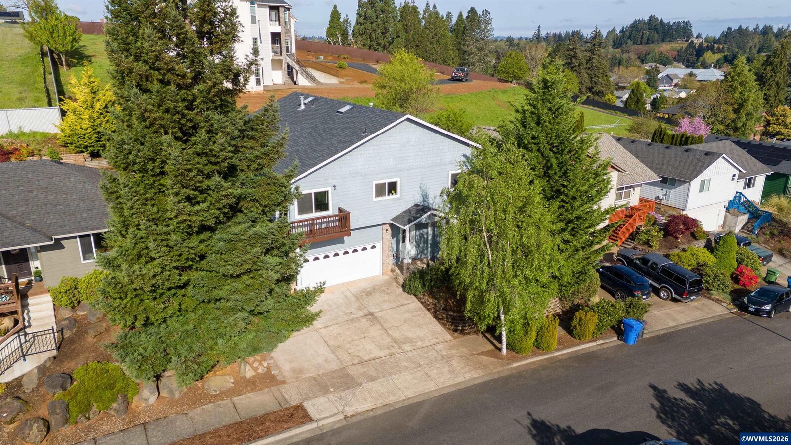 Property Photo: 5265 Snowflake St SE OR 97306