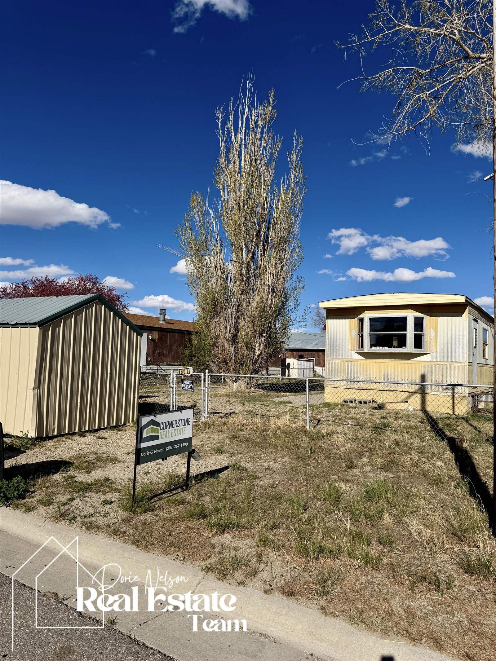 Property Photo:  601 Harding Avenue  WY 82644 