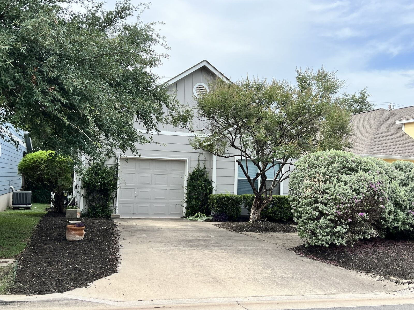 Property Photo: 1310 E 3rd Street TX 78626
