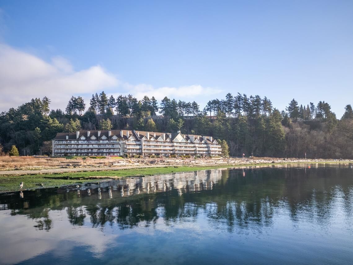 Property Photo: 1120 Tsatsu Shores Drive 319 BC V4M 4G3