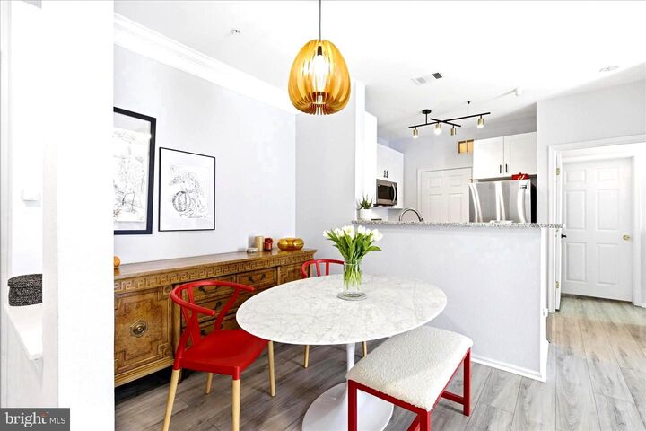 Property Photo:  1601 Spring Gate Drive 1204  VA 22102 