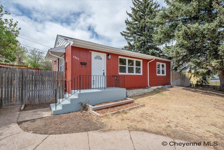Property Photo:  2925 Holly Ct  WY 82001 