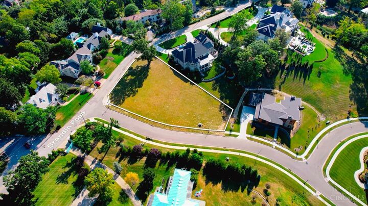 Property Photo:  2531 Grandin Road  OH 45208 