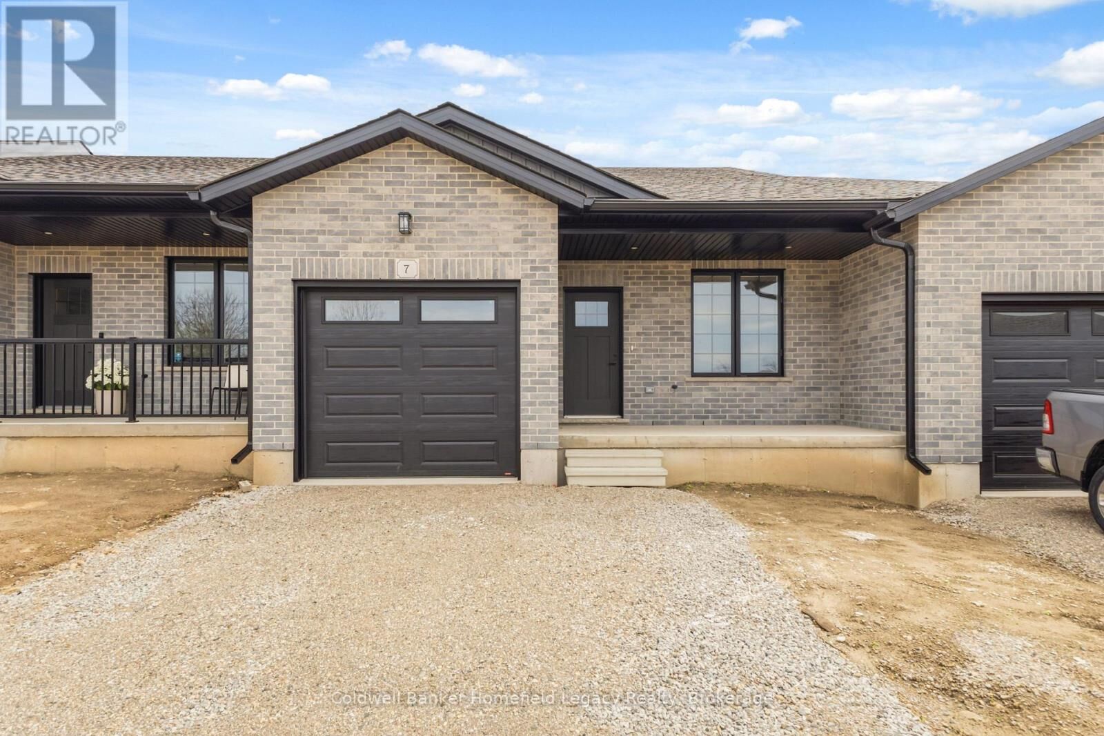 Property Photo:  165 Egan Avenue 7  ON N4X 0C9 