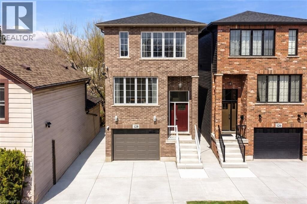 Photo de la propriété:  128 Canada Street  ON L8P 1P5 