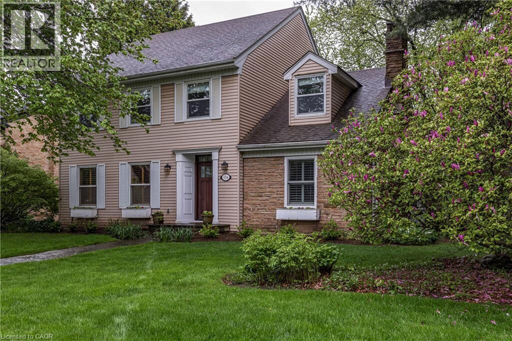 Property Photo:  134 Broad Leaf Crescent  ON L9G 3M5 