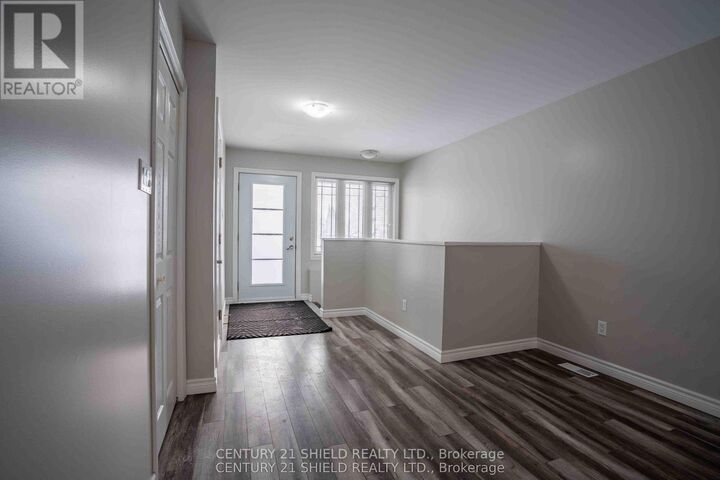 Property Photo:  223 Third Street West  ON K6J 0B6 