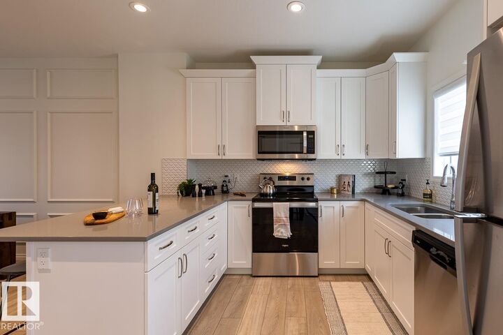 Property Photo:  140 Pierwyck Loop  AB T7X 4G3 