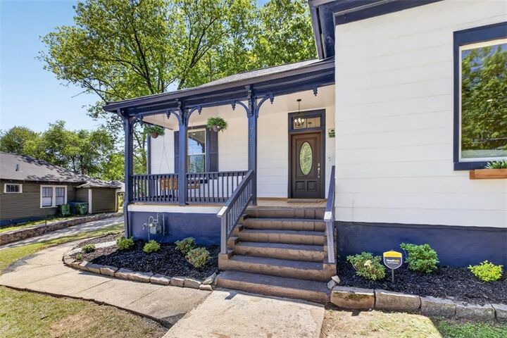 Property Photo:  1761 Hosea L Williams Drive SE  GA 30317 