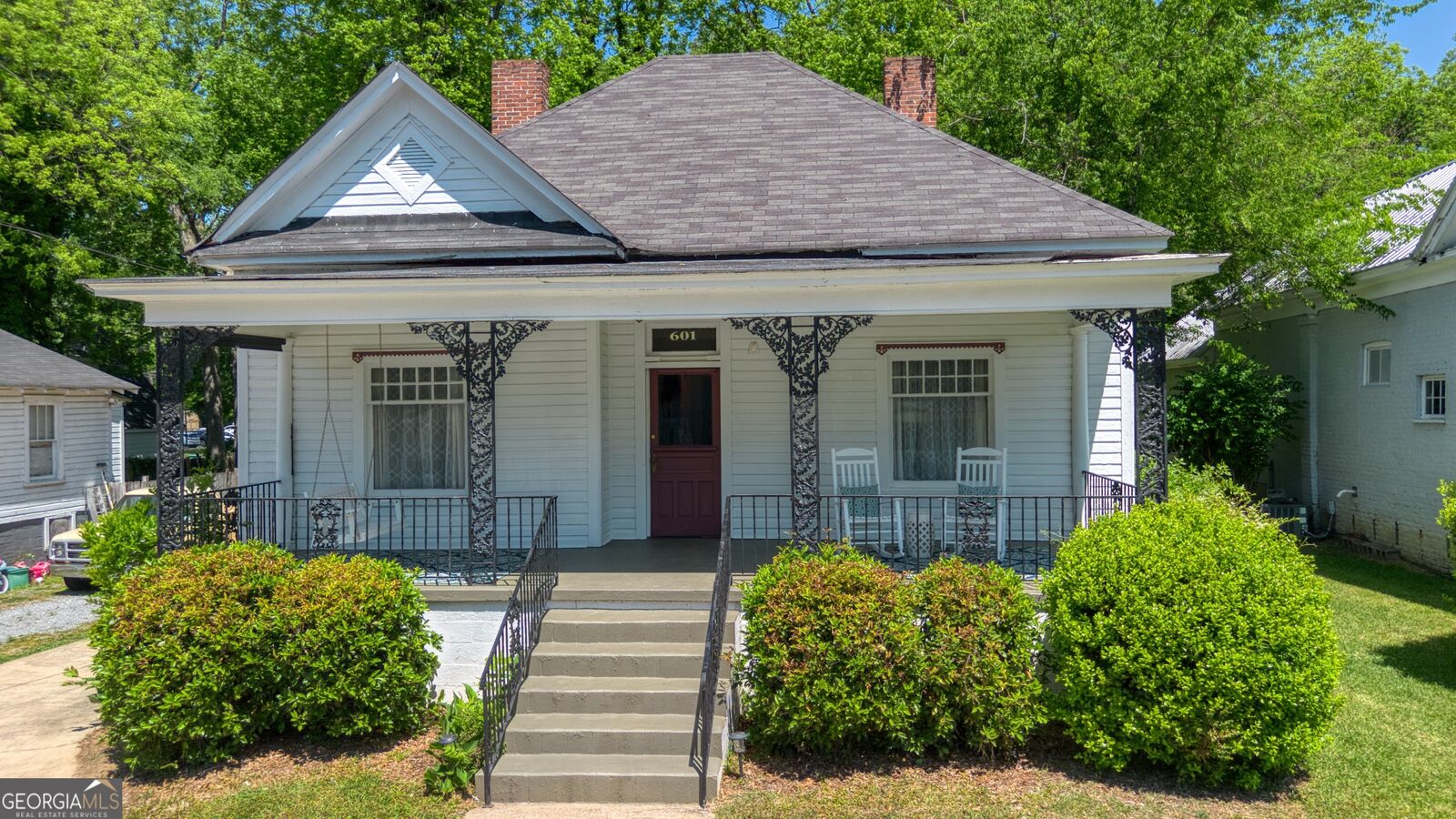 Property Photo:  601 W 10th Street NE  GA 30165 